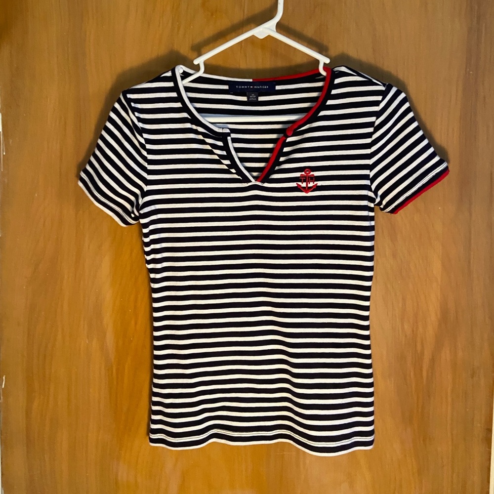 Tommy Hilfiger VNeck Short Sleeve Top Striped Preppy Classic